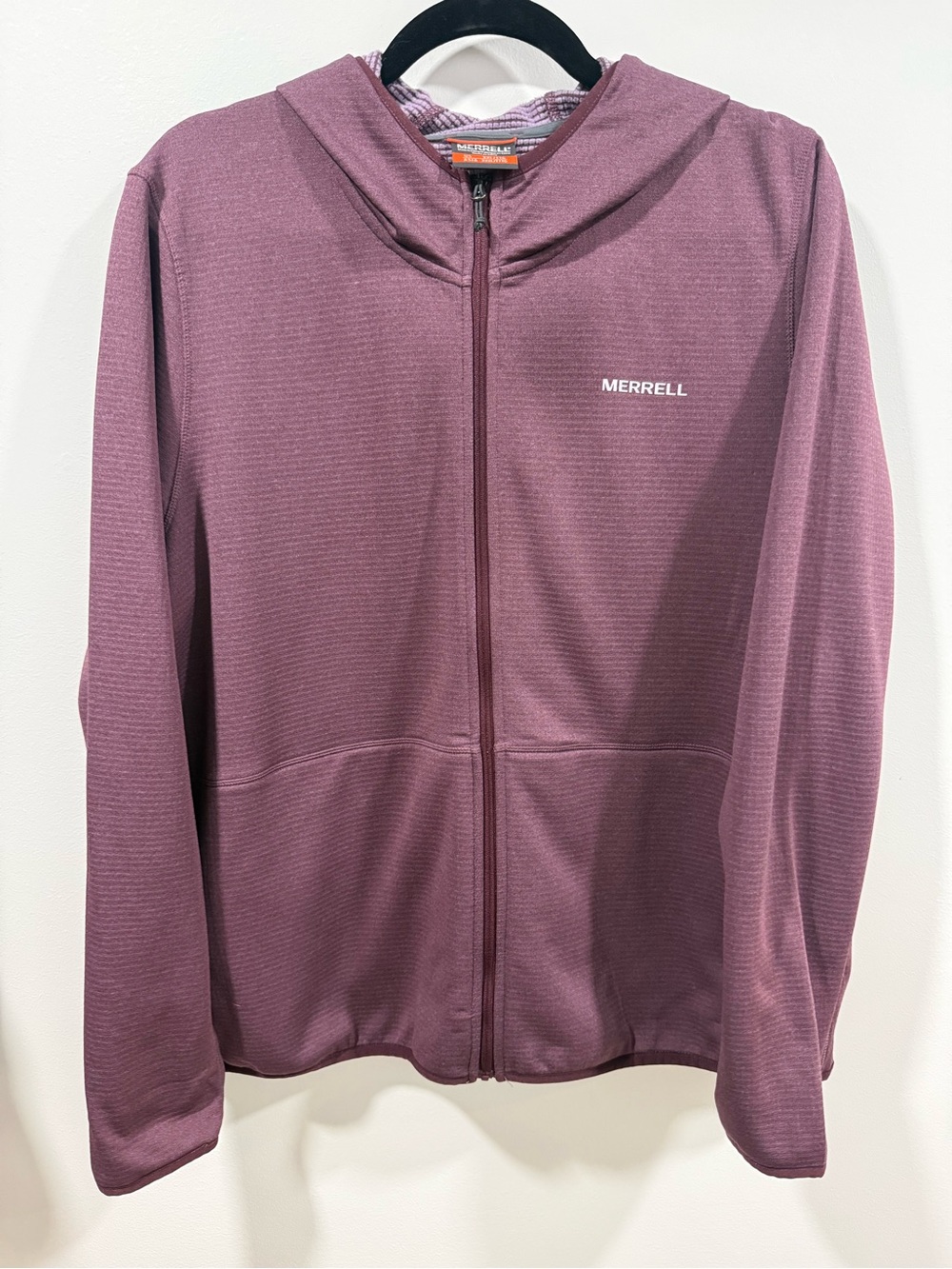 Merrell Women’s Hooded Zip Jacket in Plum size XXL